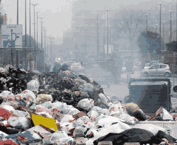 Gaspillage domestique: fléau des ordures des villes